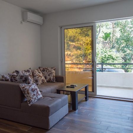 Del Mar Apartments Čanj Eksteriør billede