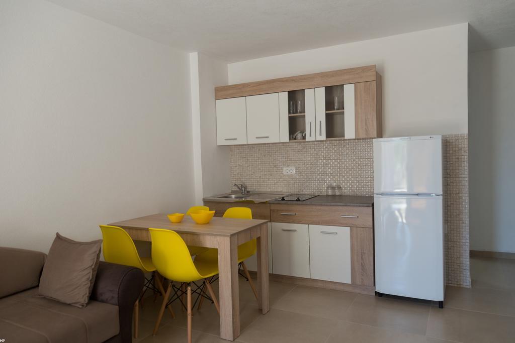Del Mar Apartments Čanj Eksteriør billede