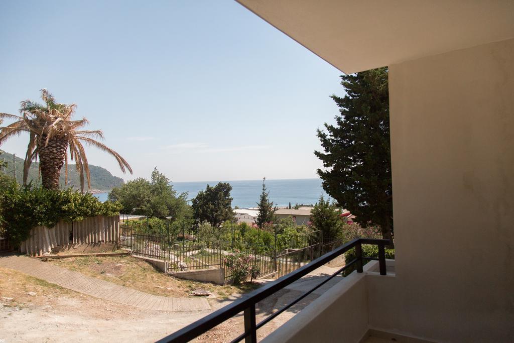 Del Mar Apartments Čanj Eksteriør billede