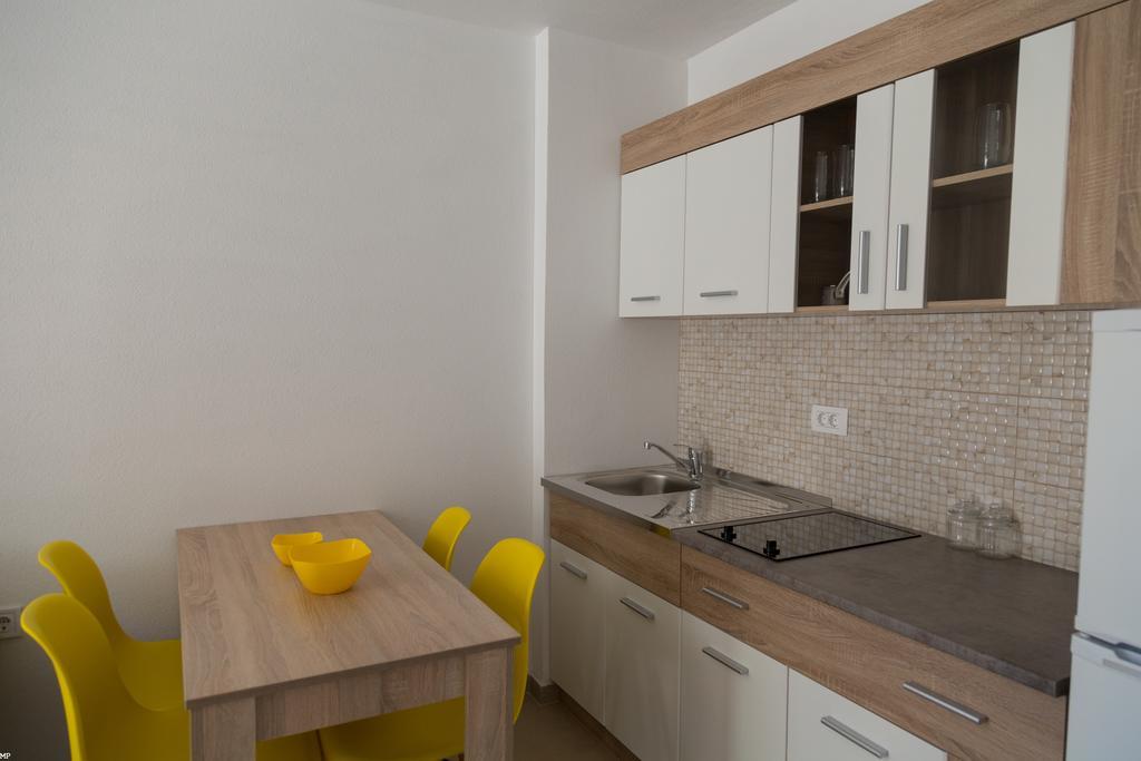 Del Mar Apartments Čanj Eksteriør billede
